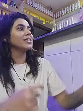 Maricamposs online show from 8, 6, 2026