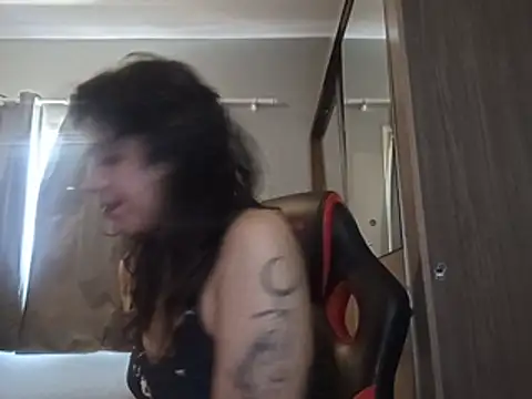 Maricamposs online show from 26, 7, 2026