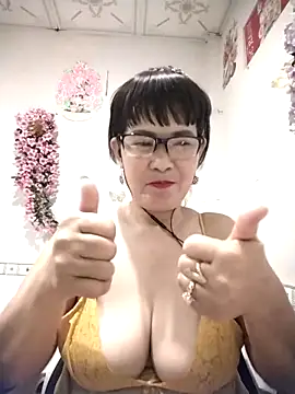 Snapshot of Ki_xxx chatting on 11, 4, 2026 Ki xxx online show from 11, 4, 2026