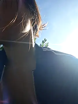 Snapshot of ALIENHR38 chatting on 7, 11, 2025 ALIENHR38 online show from 7, 11, 2025