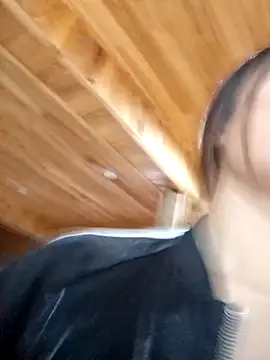 Snapshot of ALIENHR38 chatting on 9, 11, 2025 ALIENHR38 online show from 9, 11, 2025