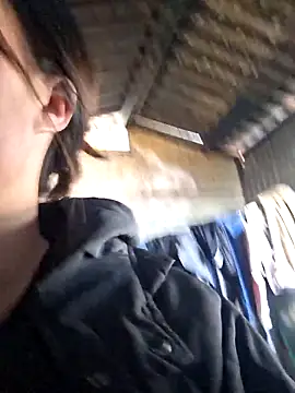 Snapshot of ALIENHR38 chatting on 27, 11, 2025 ALIENHR38 online show from 27, 11, 2025