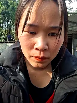 Snapshot of ALIENHR38 chatting on 21, 12, 2025 ALIENHR38 online show from 21, 12, 2025