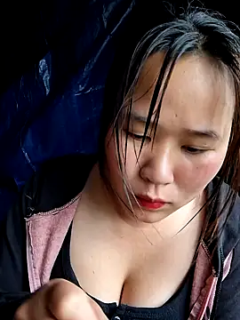 Snapshot of ALIENHR38 chatting on 9, 3, 2026 ALIENHR38 online show from 9, 3, 2026