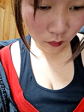 Snapshot of ALIENHR38 chatting on 13, 3, 2026 ALIENHR38 online show from 13, 3, 2026