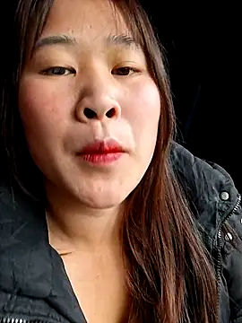 Snapshot of ALIENHR38 chatting on 17, 3, 2026 ALIENHR38 online show from 17, 3, 2026