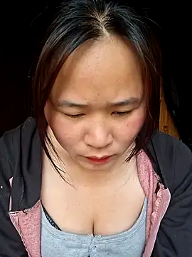 Snapshot of ALIENHR38 chatting on 3, 4, 2026 ALIENHR38 online show from 3, 4, 2026