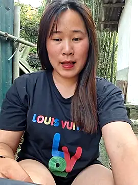 Snapshot of ALIENHR38 chatting on 9, 4, 2026 ALIENHR38 online show from 9, 4, 2026