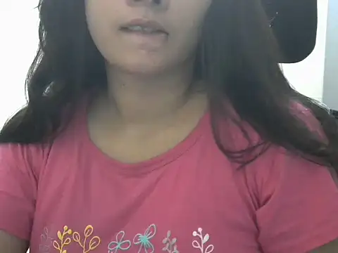 Snapshot of SexyNeylar chatting on 4, 10, 2025 SexyNeylar online show from 4, 10, 2025