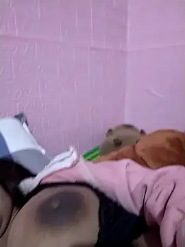 Snapshot of soope-00 chatting on 22, 11, 2025 soope-00 online show from 22, 11, 2025