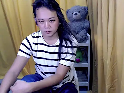 MissfrancesXxx online show from 17, 4, 2026