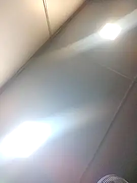 Hottestgirll online show from 5, 1, 2026