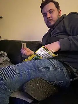 Snapshot of XXKieran chatting on 14, 4, 2026 XXKieran online show from 14, 4, 2026