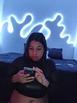 Snapshot of GabyMontenegro chatting on 26, 3, 2026 GabyMontenegro online show from 26, 3, 2026