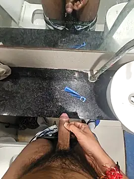 Snapshot of Gamecoc chatting on 19, 9, 2025 Gamecoc online show from 19, 9, 2025