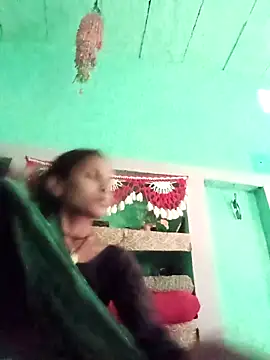 Snapshot of Idhika_Jha chatting on 24, 11, 2025 Idhika Jha online show from 24, 11, 2025