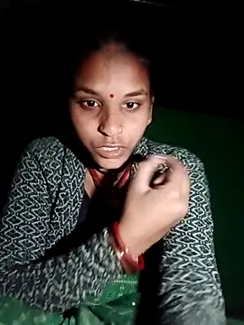 Snapshot of Idhika_Jha chatting on 26, 11, 2025 Idhika Jha online show from 26, 11, 2025