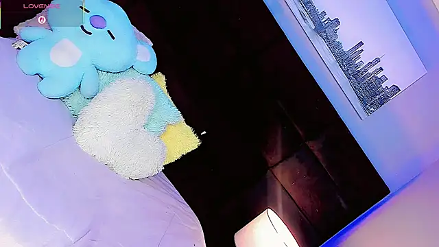 Nauthy girl online show from 5, 1, 2026