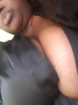 Snapshot of trickyOne chatting on 2, 3, 2026 trickyOne online show from 2, 3, 2026