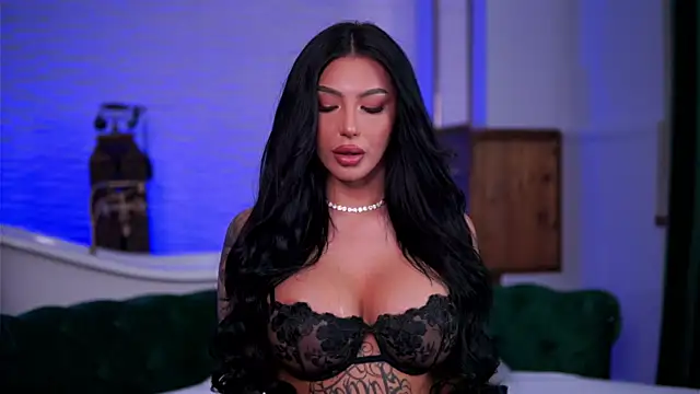 AishaaDevoe online show from 17, 12, 2025