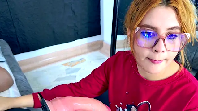 Snapshot of LizzyOlsen chatting on 24, 4, 2026 LizzyOlsen online show from 24, 4, 2026