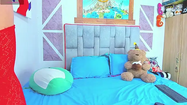 Snapshot of christopher_Hot chatting on 8, 4, 2026 christopher Hot online show from 8, 4, 2026