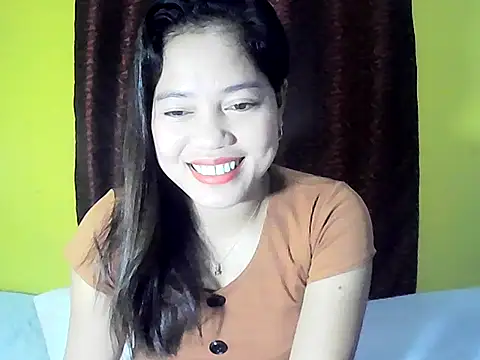 Snapshot of xmaldita18 chatting on 15, 9, 2025 xmaldita18 online show from 15, 9, 2025