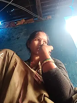 Snapshot of Jooli_xx chatting on 26, 10, 2025 Jooli xx online show from 26, 10, 2025