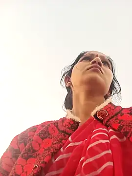 Snapshot of Jooli_xx chatting on 4, 12, 2025 Jooli xx online show from 4, 12, 2025