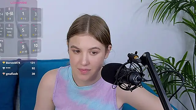 Snapshot of MelanieHenders chatting on 11, 9, 2025 MelanieHenders online show from 11, 9, 2025