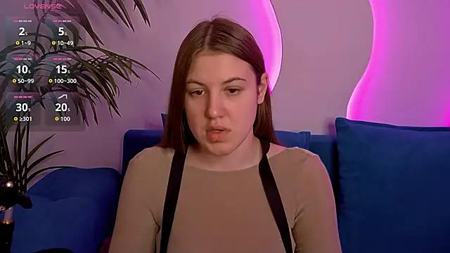 Snapshot of MelanieHenders chatting on 9, 11, 2025 MelanieHenders online show from 9, 11, 2025