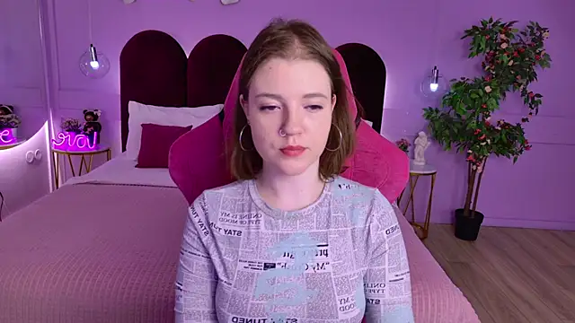 Snapshot of AlmaSound chatting on 23, 4, 2026 AlmaSound online show from 23, 4, 2026