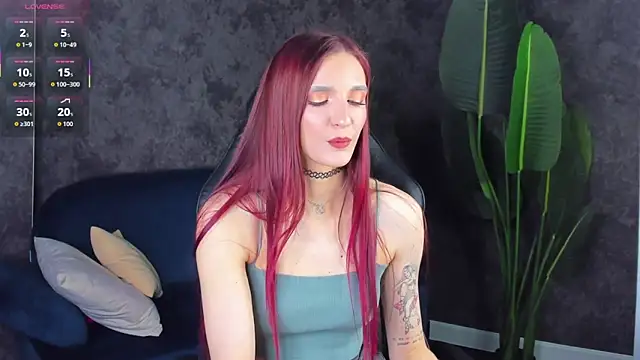 Alisha Green online show from 23, 12, 2025