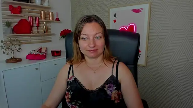 Snapshot of angelaSamt chatting on 23, 6, 2026 angelaSamt online show from 23, 6, 2026