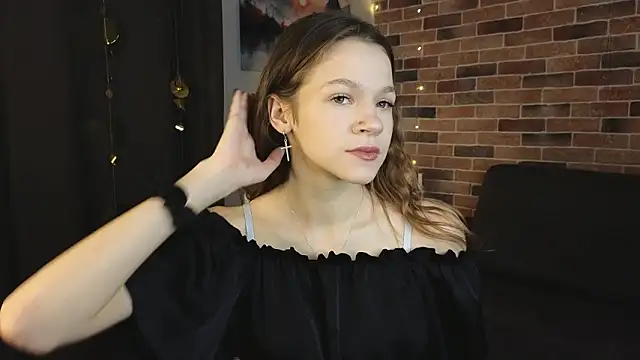 Snapshot of VelvetRisque chatting on 12, 2, 2026 VelvetRisque online show from 12, 2, 2026