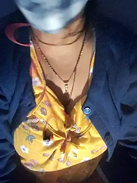 Snapshot of Alina-khan chatting on 8, 1, 2026 Alina-khan online show from 8, 1, 2026