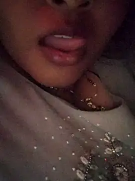 Snapshot of Alina-khan chatting on 26, 2, 2026 Alina-khan online show from 26, 2, 2026