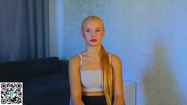 Snapshot of NaughtySeraphine chatting on 23, 9, 2025 NaughtySeraphine online show from 23, 9, 2025