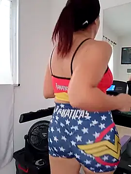 Snapshot of AngelinRedLatina chatting on 8, 4, 2026 AngelinRedLatina online show from 8, 4, 2026
