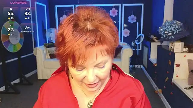 Kira Kenett online show from 18, 11, 2025