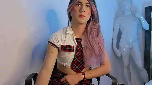 Melody Bakeer online show from 16, 9, 2025