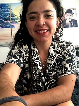 Paris 11 online show from 24, 10, 2025