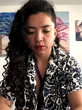 Paris 11 online show from 11, 11, 2025