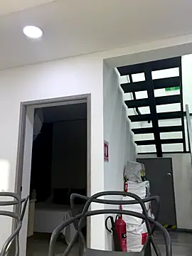 TiffanyyLam online show from 9, 11, 2025