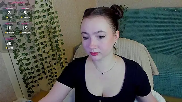 Snapshot of Micky_Wood chatting on 17, 6, 2026 Micky Wood online show from 17, 6, 2026