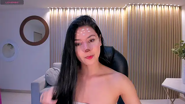 Snapshot of LaurentConnor chatting on 1, 11, 2025 LaurentConnor online show from 1, 11, 2025