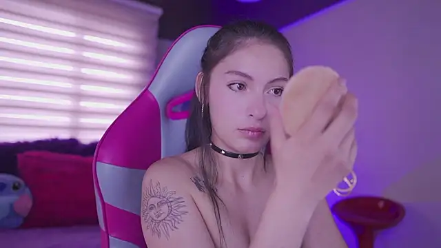 Rebecah 1 online show from 24, 3, 2026