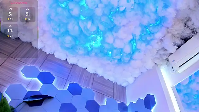 RoxyLior online show from 15, 10, 2025