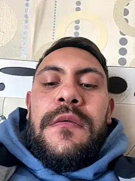 Snapshot of couplebest1 chatting on 15, 12, 2025 couplebest1 online show from 15, 12, 2025