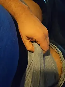 Snapshot of ctocum35 chatting on 20, 10, 2025 ctocum35 online show from 20, 10, 2025